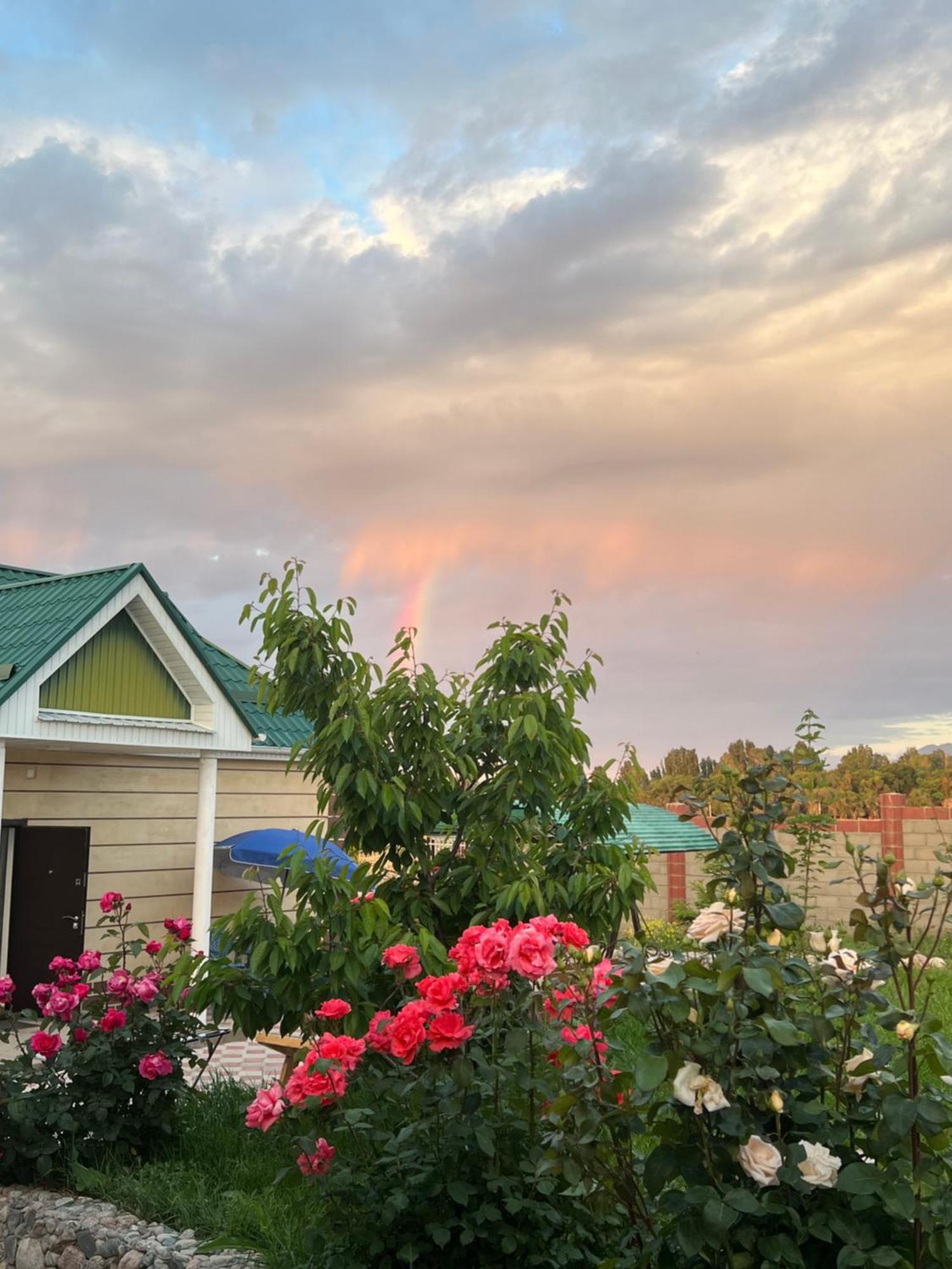 Svetlana Guest House Bokonbayevo Екстериор снимка